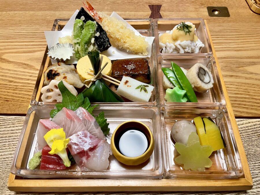 畑かくの松花堂弁当