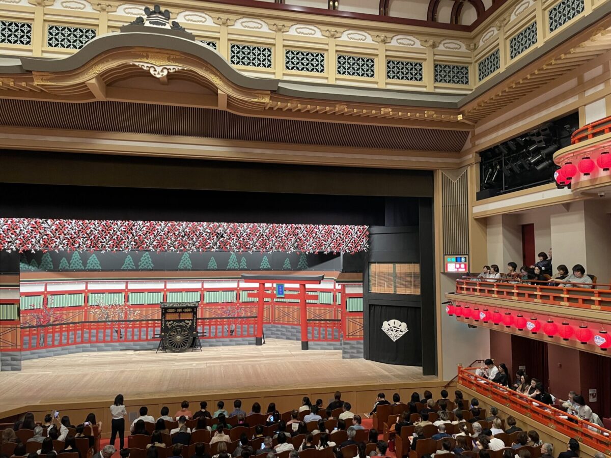 「車引」の舞台