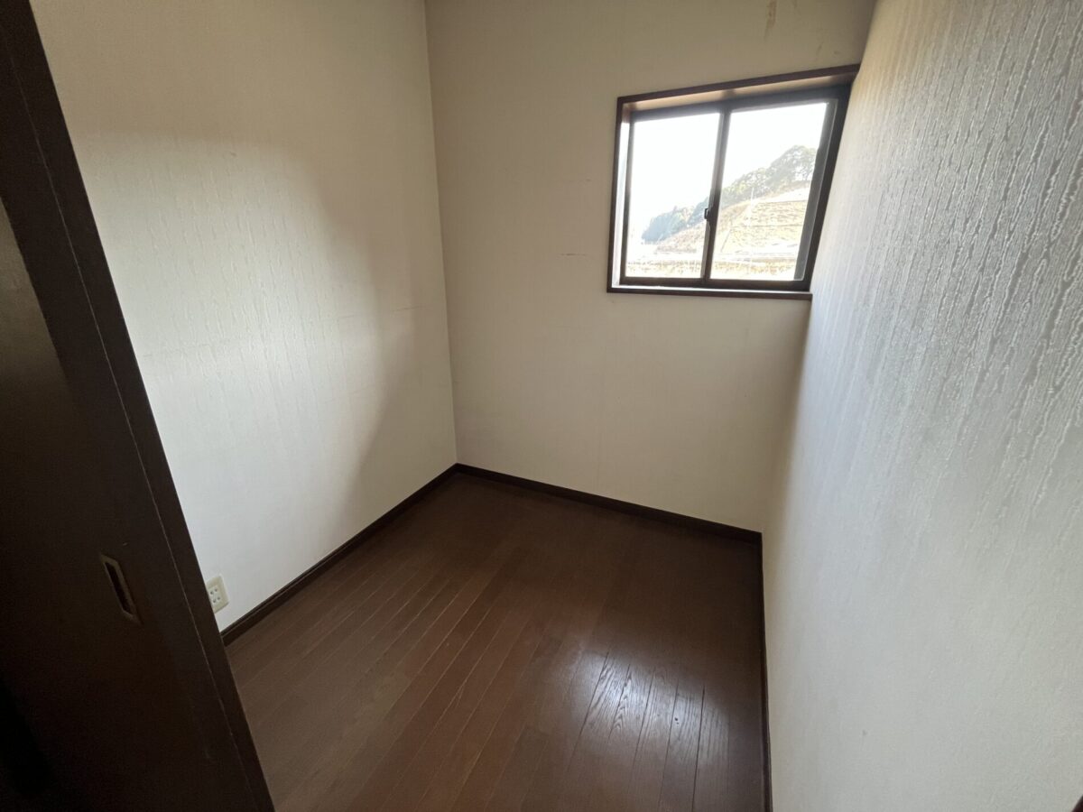 宇治田原町　売り戸建て住宅の洋室