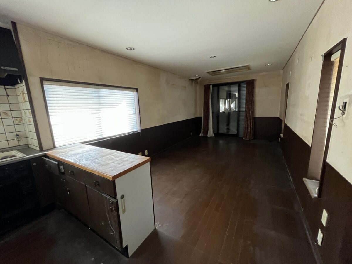 宇治田原町　売り戸建て住宅のリビング