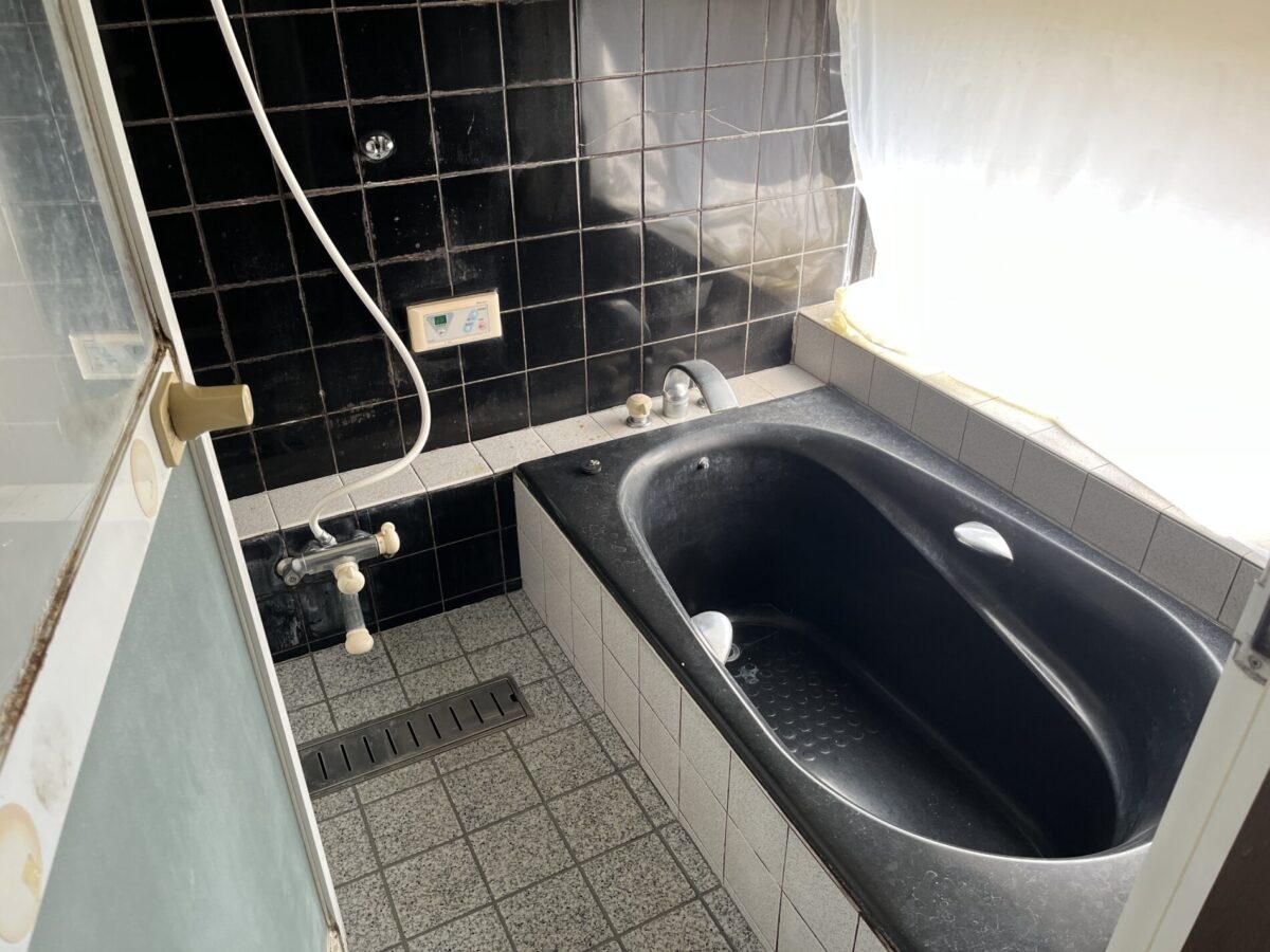 宇治田原町　売り戸建て住宅のお風呂