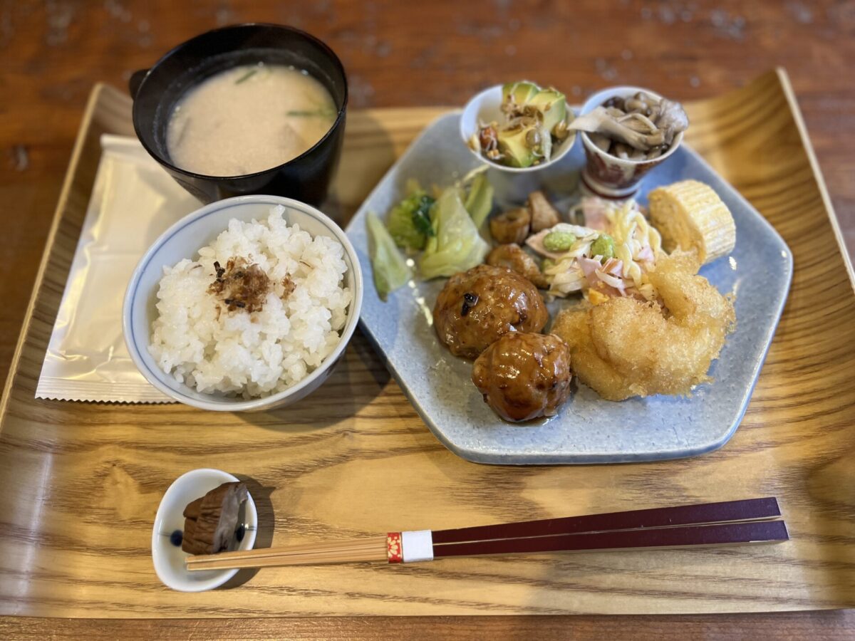 チョット台所二居マスのランチ
